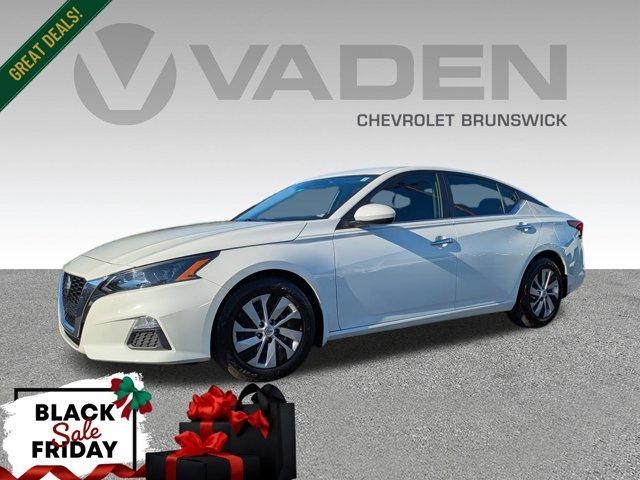 used 2022 Nissan Altima car, priced at $20,884