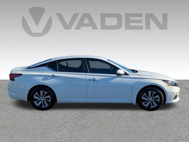 used 2022 Nissan Altima car, priced at $21,525