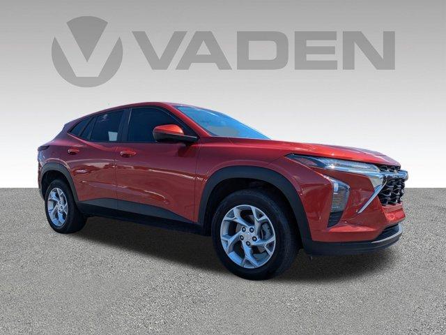 used 2024 Chevrolet Trax car, priced at $19,277