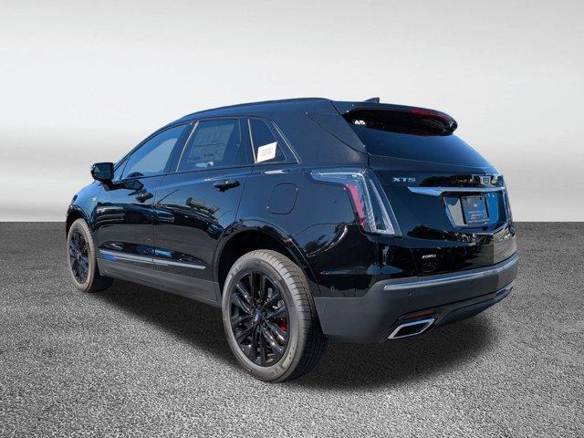 new 2025 Cadillac XT5 car, priced at $63,180