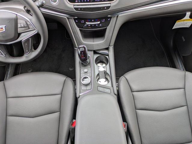 new 2025 Cadillac XT5 car, priced at $51,990