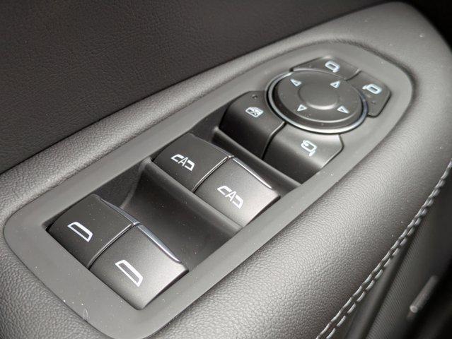 new 2025 Cadillac XT5 car, priced at $51,990