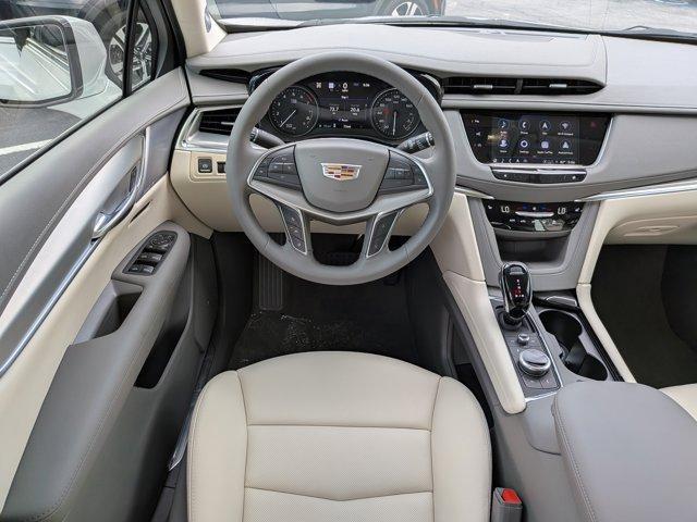 new 2025 Cadillac XT5 car, priced at $52,690