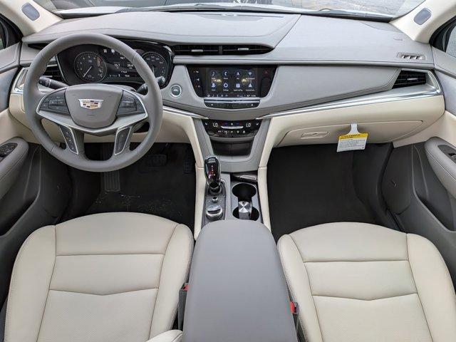 new 2025 Cadillac XT5 car, priced at $52,690