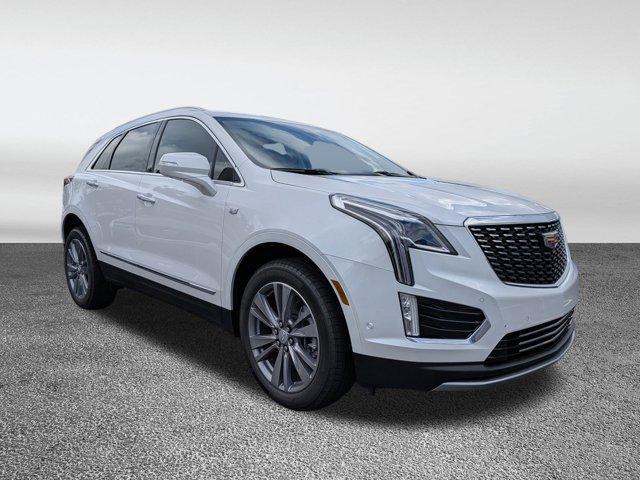 new 2025 Cadillac XT5 car, priced at $52,690