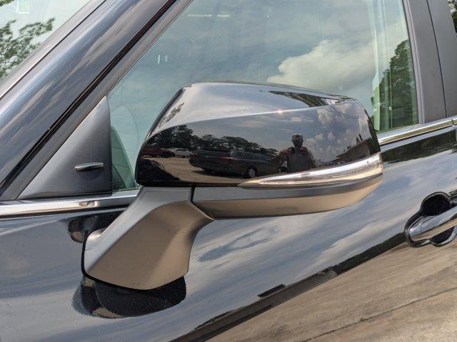 used 2023 Toyota Highlander car, priced at $39,660