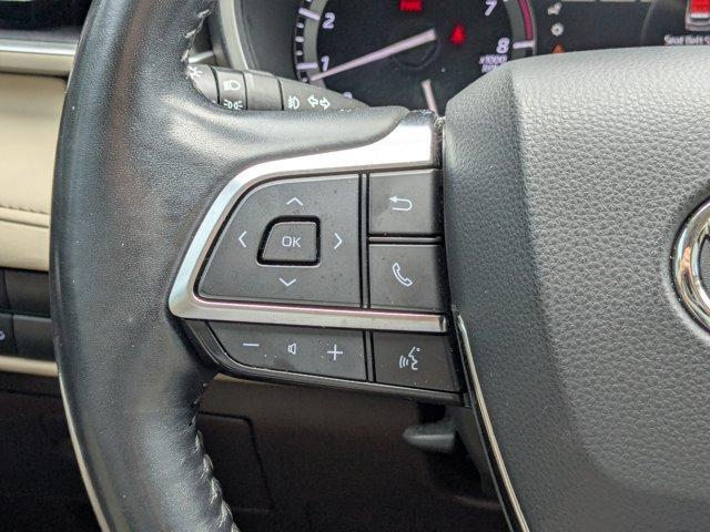 used 2021 Toyota Highlander car, priced at $25,894