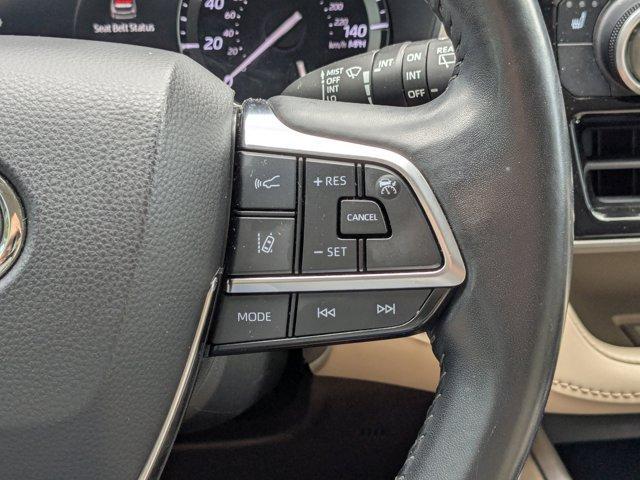 used 2021 Toyota Highlander car, priced at $25,894