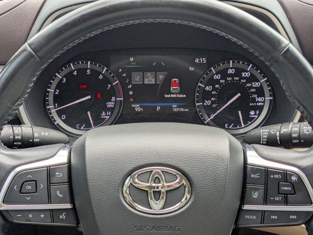 used 2021 Toyota Highlander car, priced at $25,894