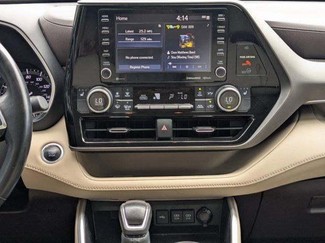 used 2021 Toyota Highlander car, priced at $25,894