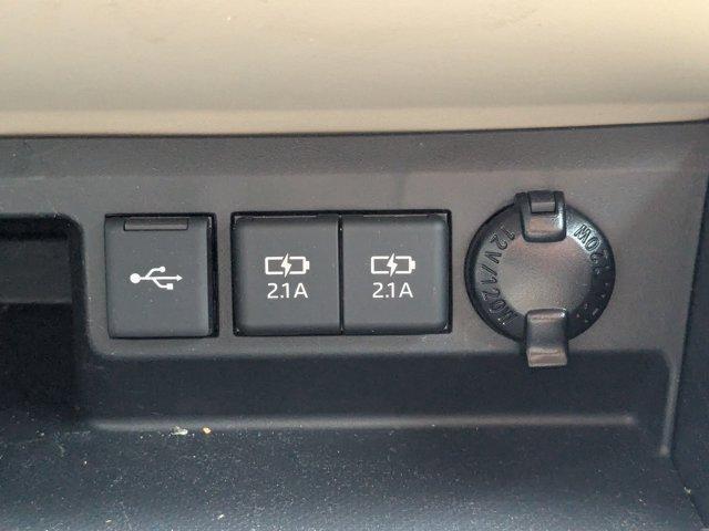 used 2021 Toyota Highlander car, priced at $25,894