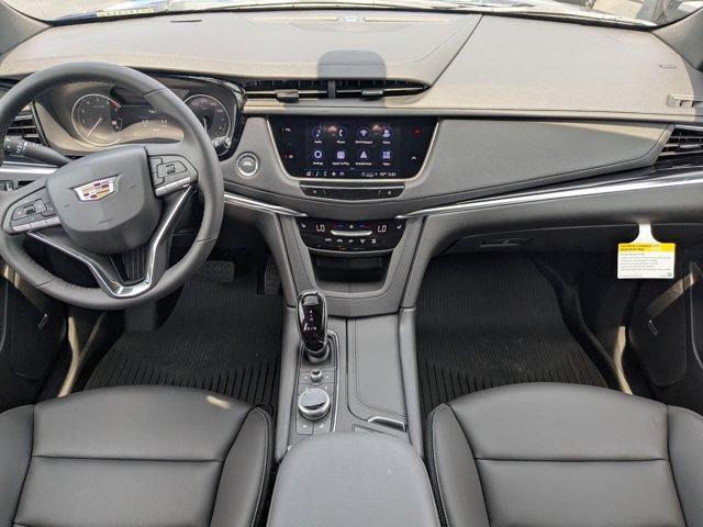 new 2025 Cadillac XT6 car, priced at $48,651