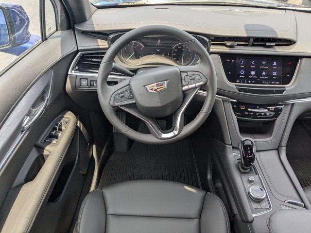 new 2025 Cadillac XT6 car, priced at $48,651