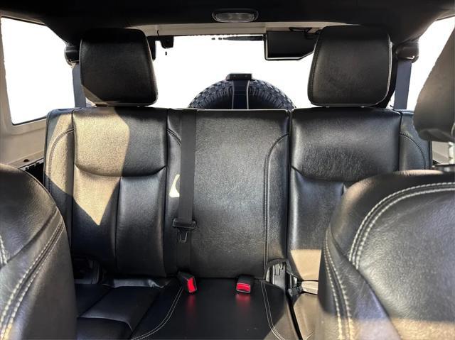 used 2015 Jeep Wrangler Unlimited car, priced at $14,995