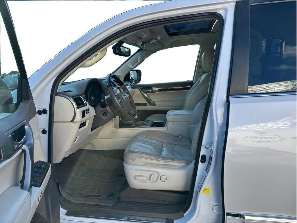 used 2019 Lexus GX 460 car, priced at $27,899