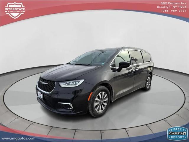 used 2021 Chrysler Pacifica car, priced at $23,499