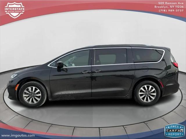 used 2021 Chrysler Pacifica car, priced at $23,499