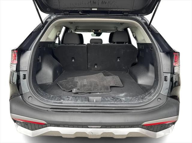 used 2023 Kia Sportage Hybrid car, priced at $25,499