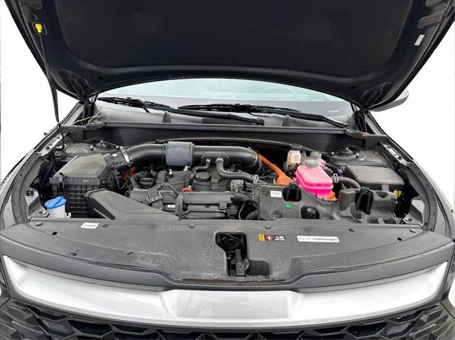 used 2023 Kia Sportage Hybrid car, priced at $25,499