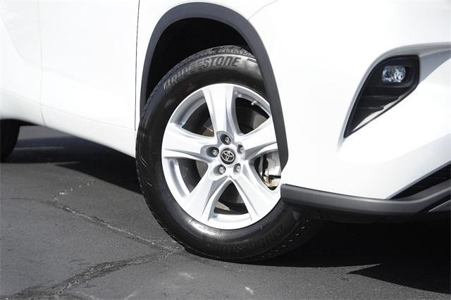 used 2023 Toyota Highlander car, priced at $38,968