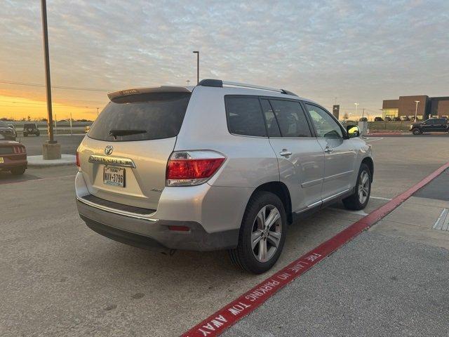 used 2013 Toyota Highlander car, priced at $16,998