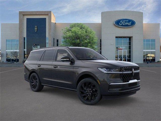 new 2025 Lincoln Navigator car, priced at $106,500