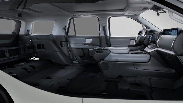 new 2025 Ford Expedition car, priced at $73,895