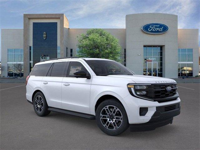 new 2025 Ford Expedition car, priced at $71,052