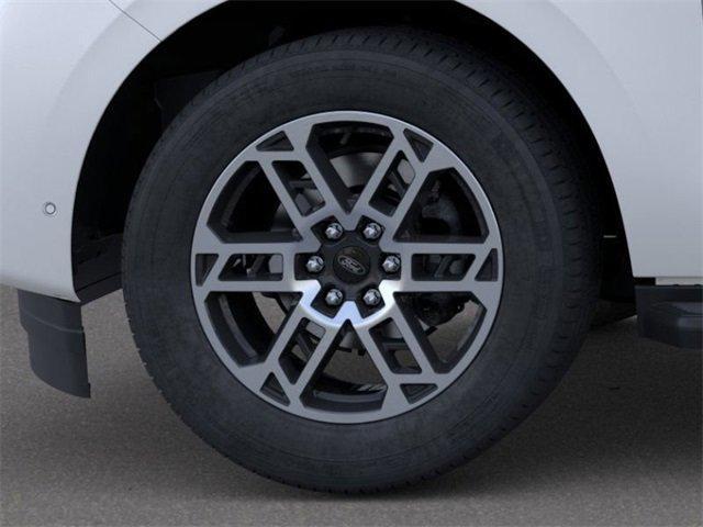 new 2025 Ford Expedition car, priced at $71,052