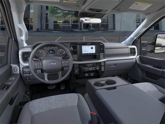 new 2025 Ford F-350 car, priced at $51,375