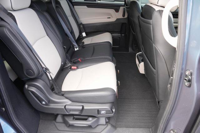 used 2025 Honda Odyssey car, priced at $44,998