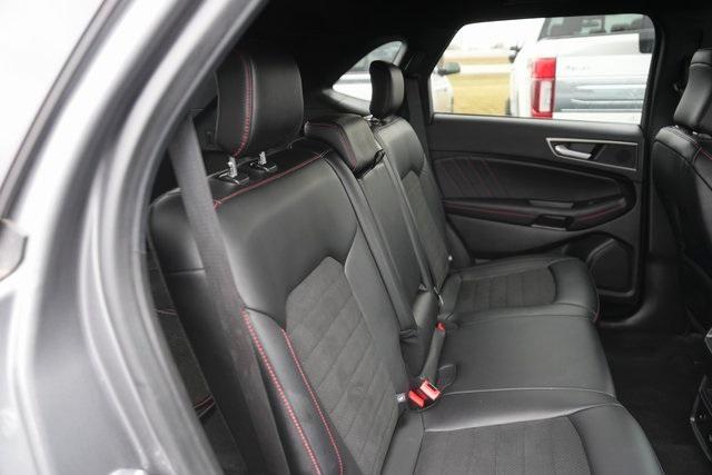 used 2024 Ford Edge car, priced at $29,978