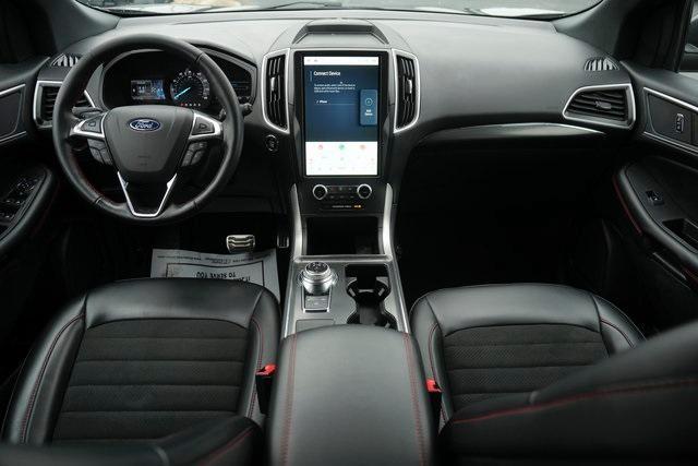 used 2024 Ford Edge car, priced at $29,978