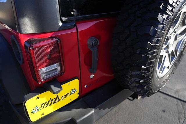 used 2016 Jeep Wrangler Unlimited car, priced at $28,792