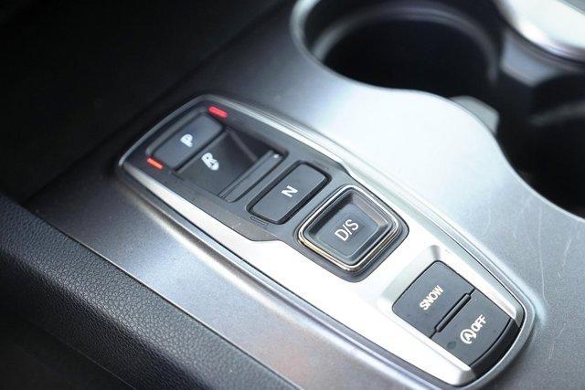 used 2022 Honda Pilot car, priced at $28,998