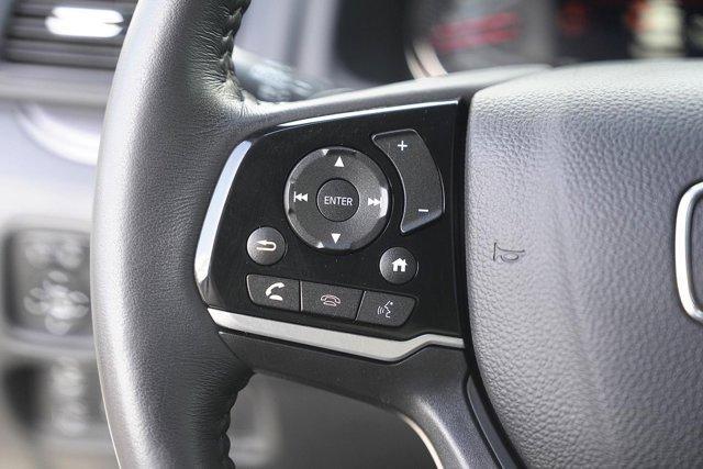 used 2022 Honda Pilot car, priced at $28,998