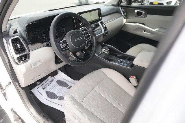 used 2023 Kia Sorento car, priced at $28,319