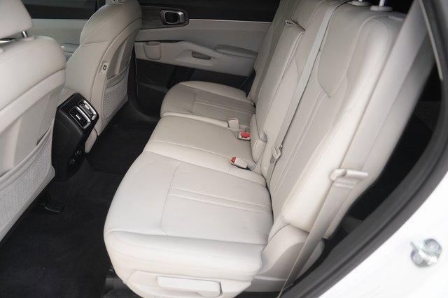 used 2023 Kia Sorento car, priced at $28,319