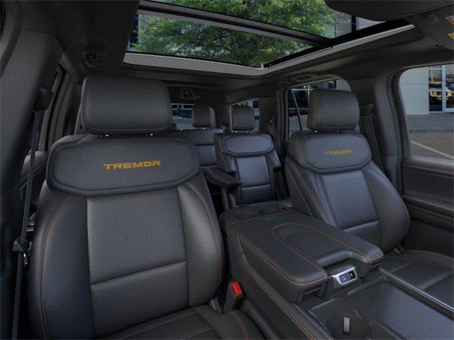 new 2025 Ford Expedition car, priced at $85,495