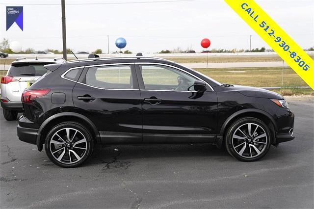 used 2017 Nissan Rogue Sport car, priced at $16,368