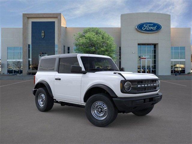 new 2025 Ford Bronco car, priced at $40,885