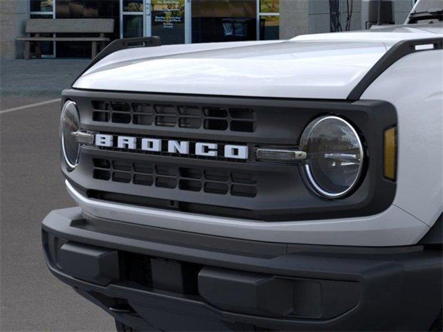 new 2025 Ford Bronco car, priced at $40,885