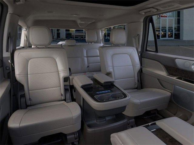 new 2024 Lincoln Navigator L car, priced at $98,293