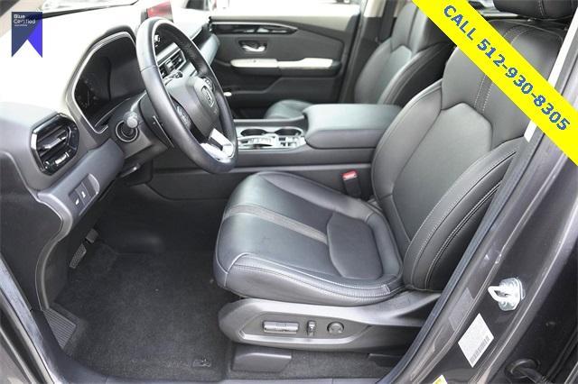 used 2025 Honda Pilot car, priced at $42,249