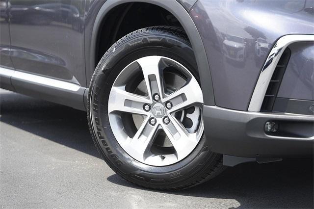 used 2025 Honda Pilot car, priced at $42,389