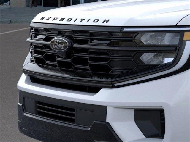 new 2025 Ford Expedition car, priced at $81,277