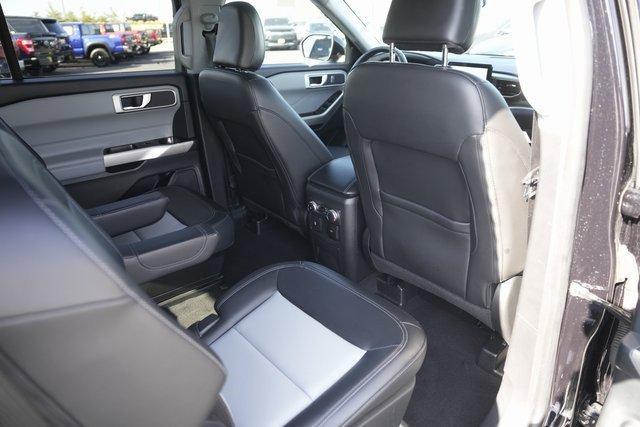 used 2022 Ford Explorer car, priced at $27,589