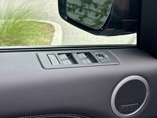 new 2025 Land Rover Discovery car, priced at $80,818