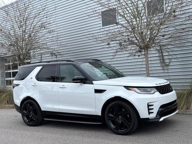 new 2025 Land Rover Discovery car