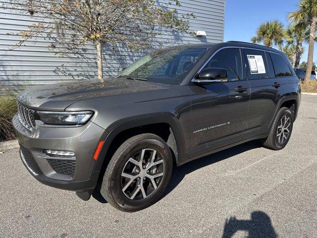 used 2023 Jeep Grand Cherokee car, priced at $29,477
